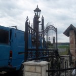 Kovana kapija i kovane lampe Rudanka Doboj BiH