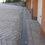 Rešetka za slivnik ispred garaža Doboj BiH