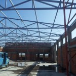 Krovna konstrukcija Doboj BiH Na ovoj krovnoj Konstrukciji površine 1100m2 korišten je rešetkasti krovni nosač (binder) raspona od 21m bez oslonca u sredini.