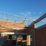 Krovna konstrukcija Doboj BiH Na ovoj krovnoj Konstrukciji površine 1100m2 korišten je rešetkasti krovni nosač (binder) raspona od 21m bez oslonca u sredini.