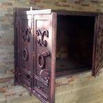 Vrata na kaminu u Holandiji